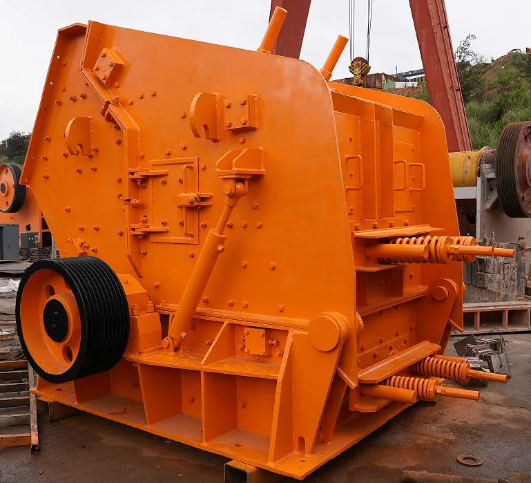 Broyeur à percussion en pierre de haute qualité utilisé PF1315 avec la bonne condition pour le mien/construction/métallurgie/ciment