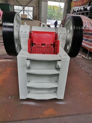 machine 5-20 TPH de broyeur de mâchoire 15Kw extrayant le broyeur PE250*400 de roche à échelle réduite