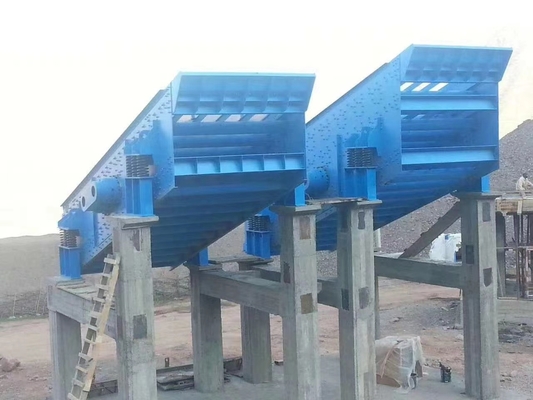 Écran de vibration de mouvement circulaire de série de Yk 45Kw dans le gris de fer de carrière