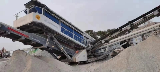 Le broyeur mobile utilisé par roche portative MR110 Z EVO2 monté sur des rails a fait en 2018