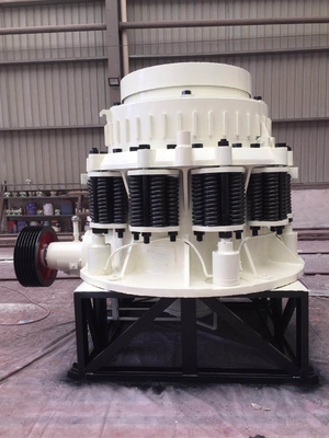 machine 220Kw de broyeur de cône de 235mm Symons 5,5 pour le procédé de débris de démolition