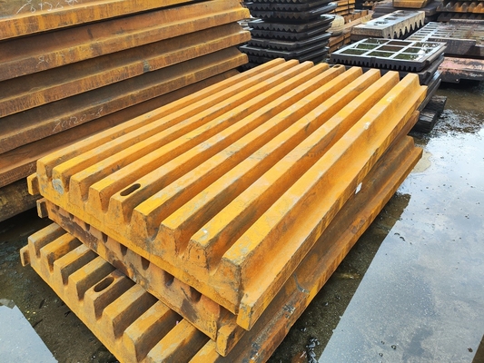 Les pièces de rechange PE750*1060 de concasseur de pierres de la machine CJ412 ont fixé le bien mobilier