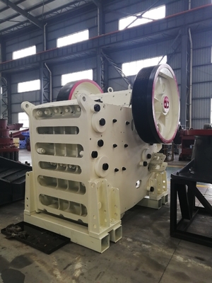 Chaux du broyeur de mâchoire de basalte de Riverstone 250Kw écrasant l'équipement
