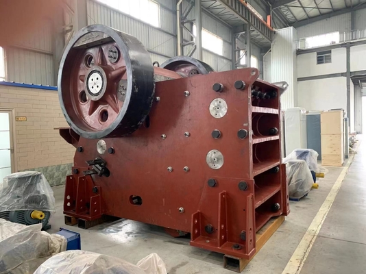 Chaux du broyeur de mâchoire de basalte de Riverstone 250Kw écrasant l'équipement