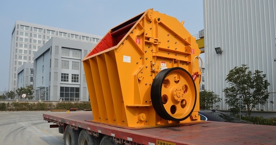 La porcelaine de machine de broyeur à percussion de phosphate naturel saupoudrent le broyeur primaire de sel gemme