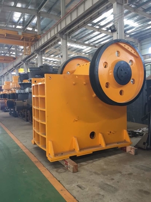 Machine de broyeur de mâchoire de sable de quartz, équipement fixe de broyeur d'exploitation de roche d'ensemble complet