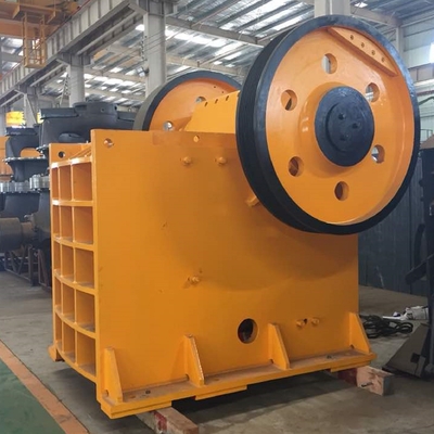 série Gray White de PE de la machine PEX 300x1300 de broyeur de mâchoire de l'exploitation 110Kw
