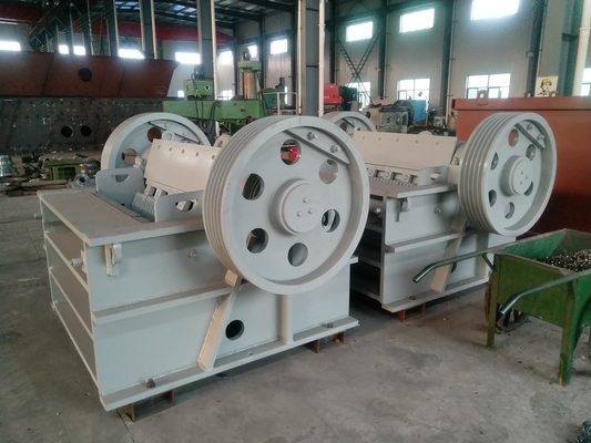 broyeur de roche de carrière de grande capacité de la machine PE400*600 de broyeur de mâchoire 37Kw